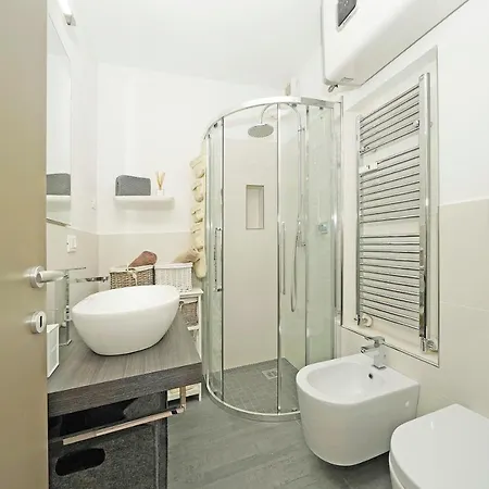 Apartament Iflat Zeledria 5